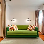 Six In The City - Stylish Ground-Floor Apartment In Ljubljana Old Town With Private Entrance *