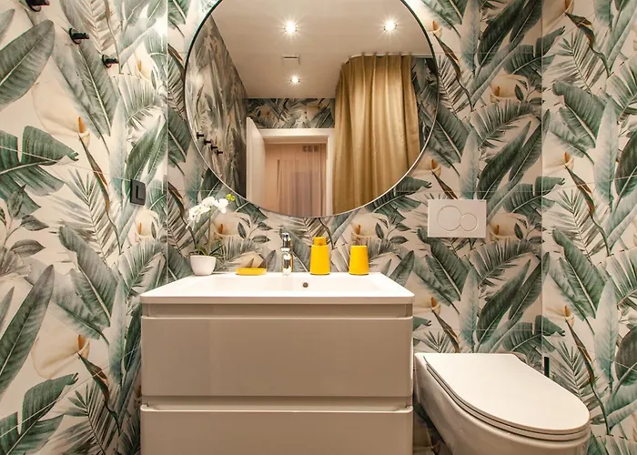 Six In The Apartment, Любляна