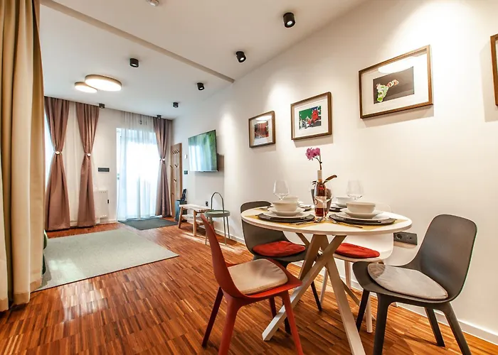 Six In The Apartment, Apartment