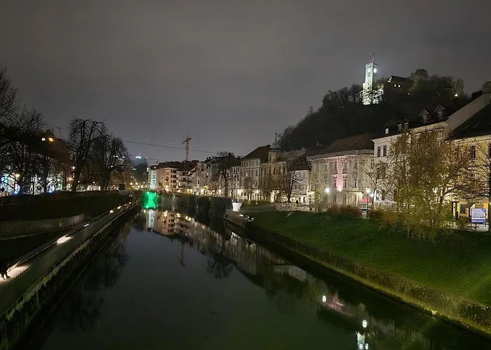 Six In The Apartment, Lublana